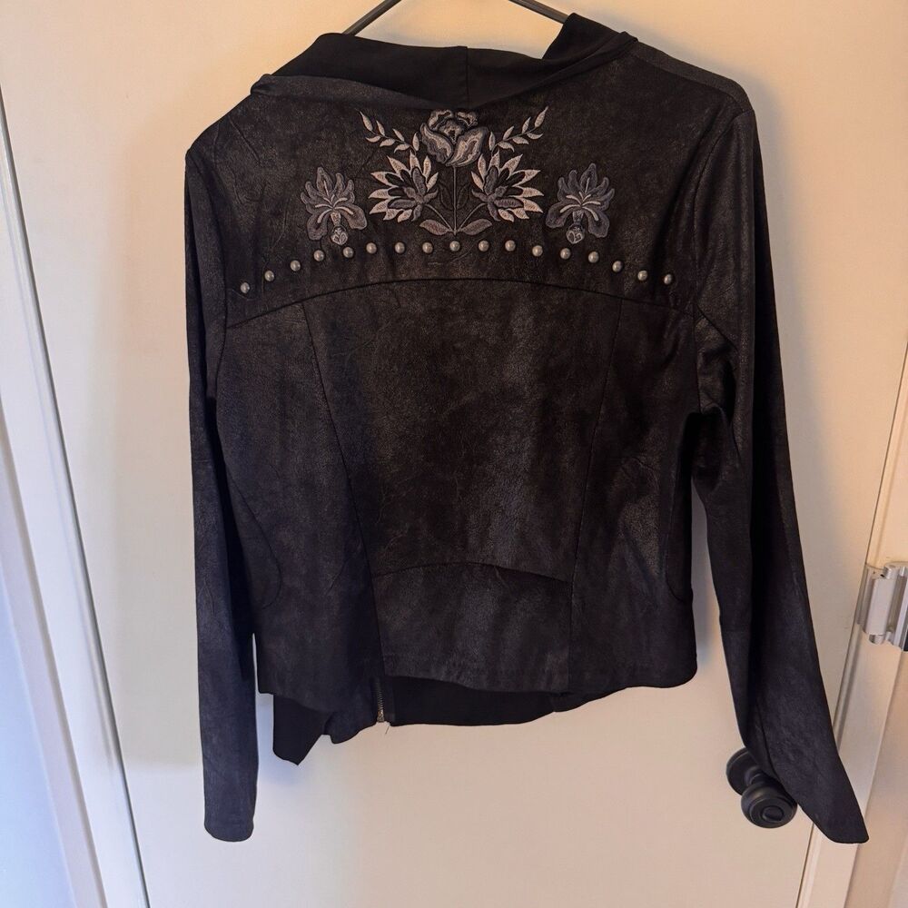Shyanne Grey Suede Stud Accent Embroidered Jacket Western Asymmetrical Zip MED